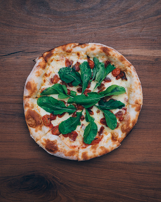 RÚCULA Y CHERRY copia