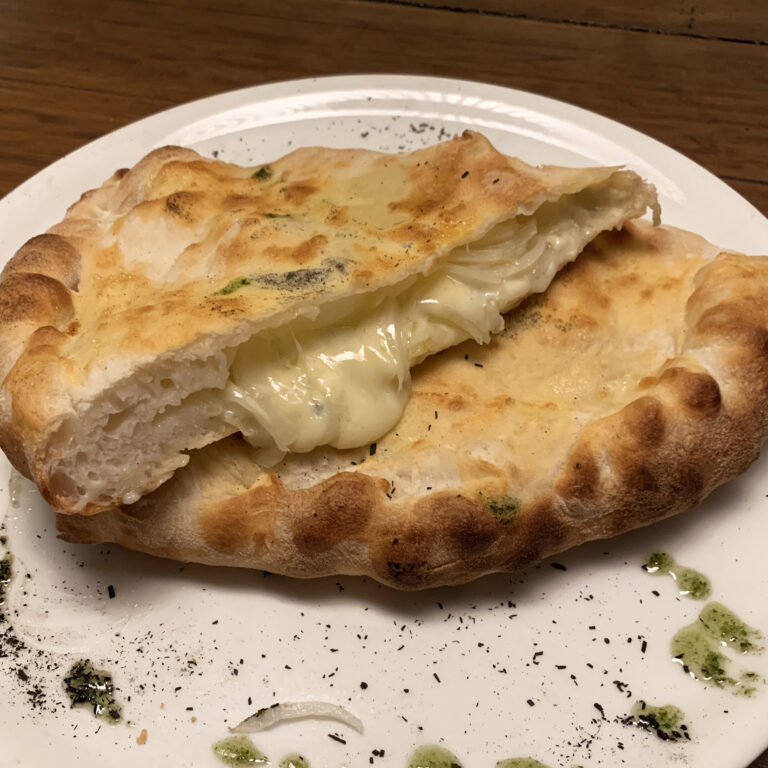 CAPRESE CEBOLLA Y QUESOS